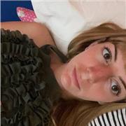 Studentessa di lettere.
Scrittrice e ottime conoscenze dell’uso e della lingua italiana